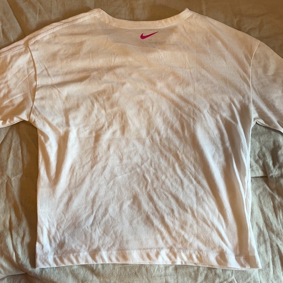 Nike shirt - Picture 3 of 3